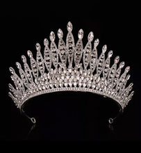 Load image into Gallery viewer, Diadem Queen Crown
