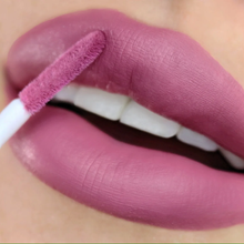 Load image into Gallery viewer, SEAL THE DEAL MATTE LIQUID LIPSTICK
